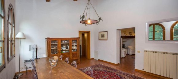 13 rooms House in Siena, Italy No. 111104 9