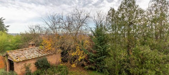 13 rooms House in Siena, Italy No. 111104 12