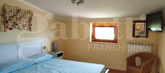 6 bedrooms Villa in Vieste, Italy No. 289054 18