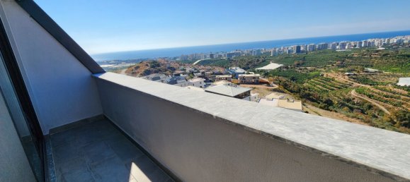 Penthouse 3+1 in Kargicak, Turkey No. 27827 23