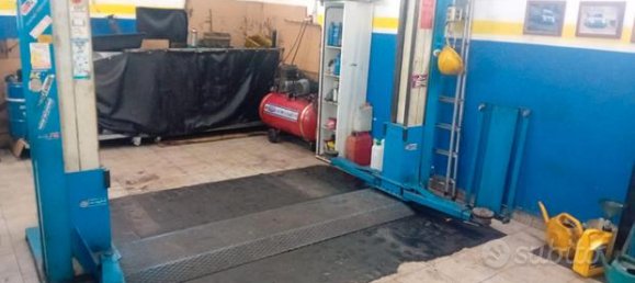 Офис с 2 комнатами в Трапани, Италия № 289323 2