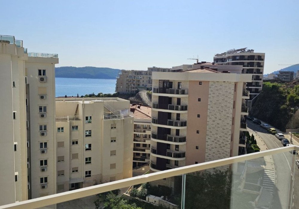 2 bedrooms Apartment in Becici, Montenegro No. 1797