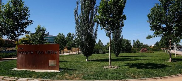 61m² Commercial property in Granada, Spain No. 166670 21