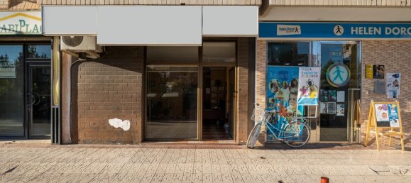 61m² Commercial property in Granada, Spain No. 166670 6