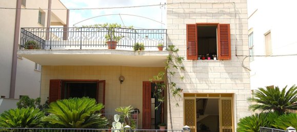 6 bedrooms House in Parabita, Italy No. 311019 2