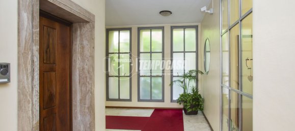 2 bedrooms Apartment in Milan, Italy No. 347090 8