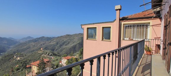3 rooms Apartment in Perinaldo, Italy No. 232816 6