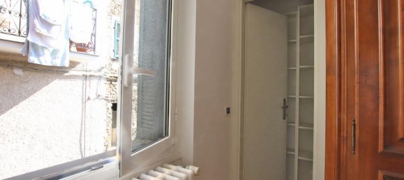 3 rooms Apartment in Perinaldo, Italy No. 232816 8