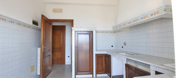 3 rooms Apartment in Perinaldo, Italy No. 232816 11