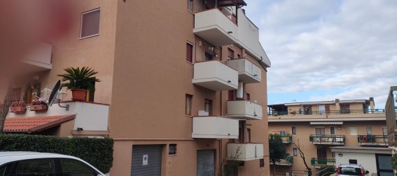 5 rooms Apartment in Folignano, Italy No. 73866 2