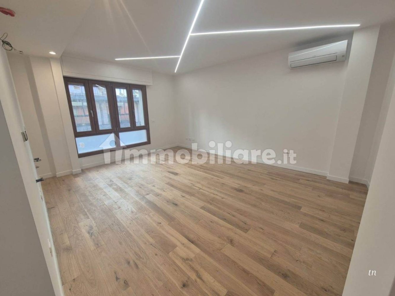 2 bedrooms Apartment in Florence, Italy No. 362367