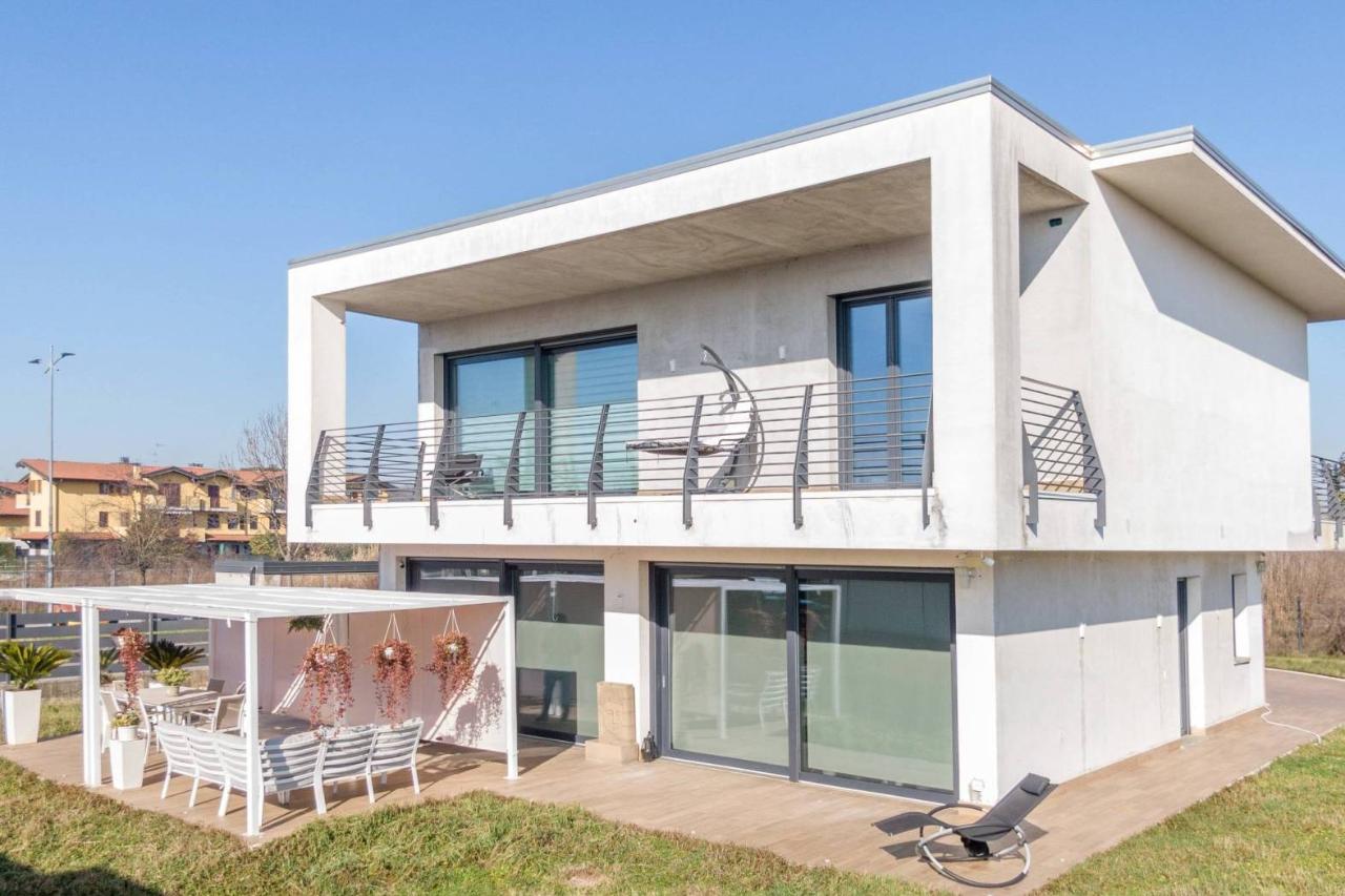 Villa de 10 divisões em Pozzo d'Adda, Italy N.º 172985