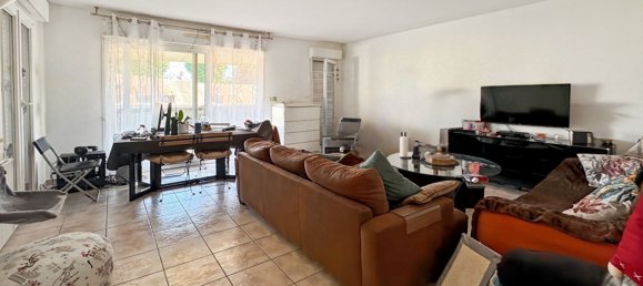 2 bedrooms Apartment in Lardy, France No. 293436 3