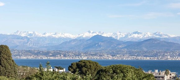 13 bedrooms Villa in Antibes, France No. 201821 4