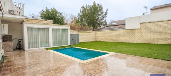 Casa T4 em Les Pavillons-sous-Bois, France N.º 136138 2