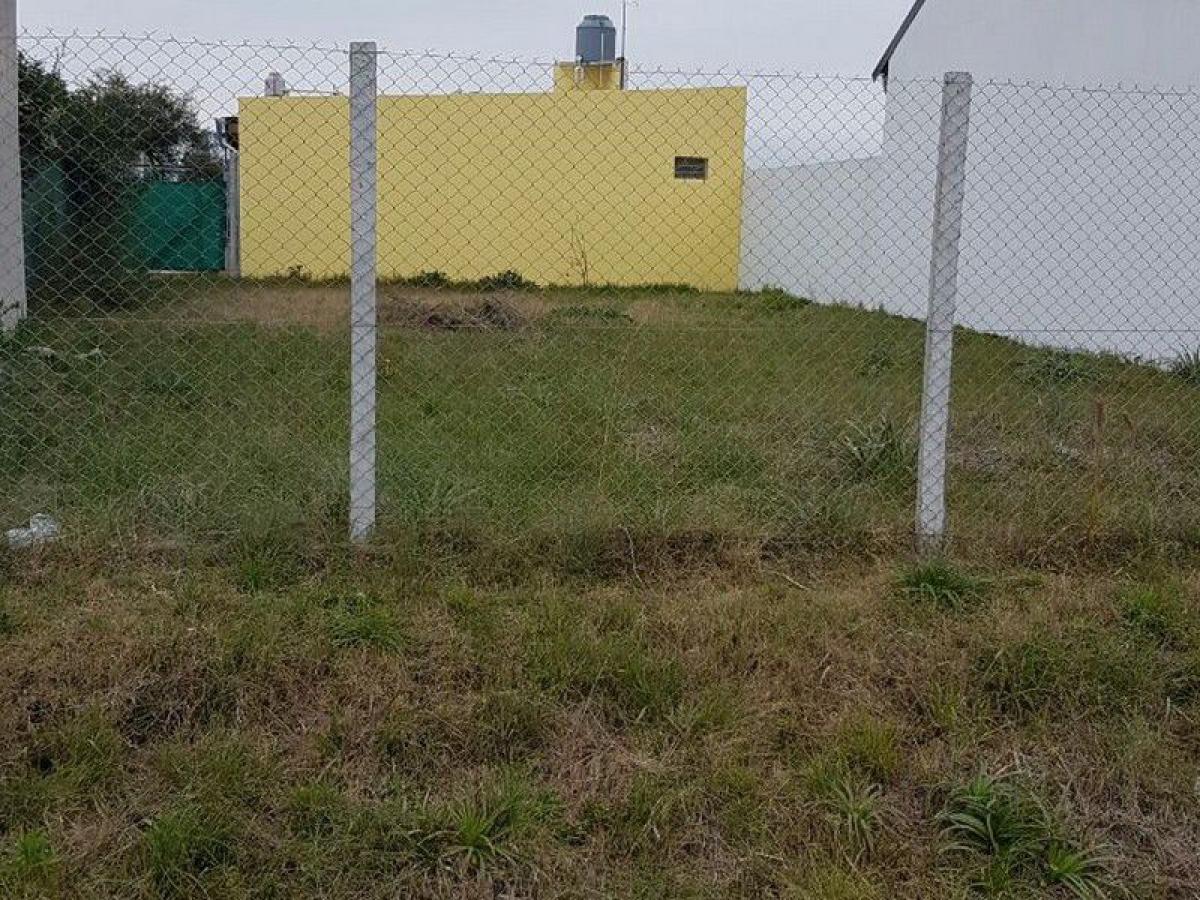 200m² Land in Moreno, Argentina No. 49387