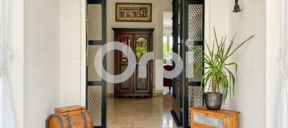 6 bedrooms House in Arnieres-sur-Iton, France No. 356702 9