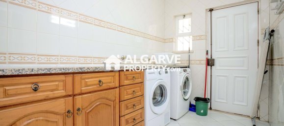 7 bedrooms Villa in Quarteira, Portugal No. 131931 30