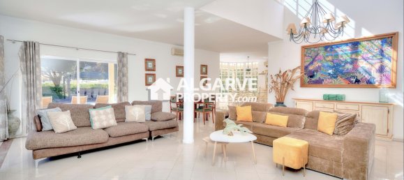 7 bedrooms Villa in Quarteira, Portugal No. 131931 2