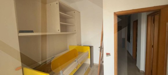 3-Zimmer Wohnung in Bari, Italy, Nr. 21772 12