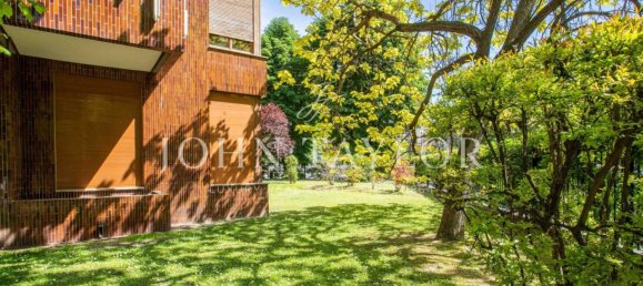 3 rooms Office in Milan, Italy No. 248107 12