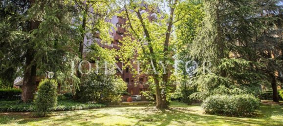 3 rooms Office in Milan, Italy No. 248107 17