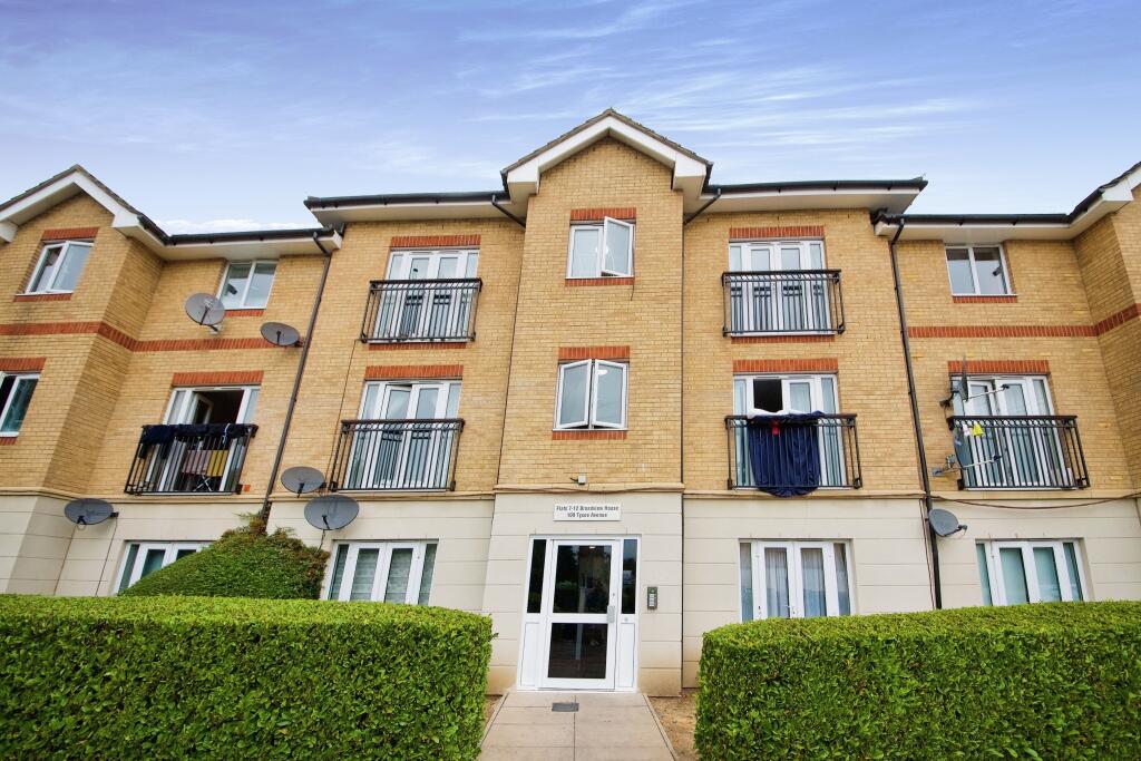 2 bedrooms Apartment in Enfield, United Kingdom No. 11534