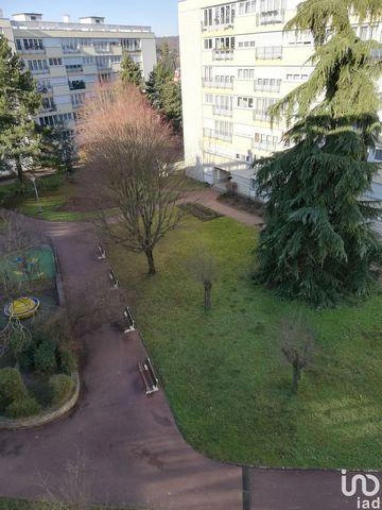 2 Schlafzimmer Eigentumswohnung in Yerres, France, Nr. 30957