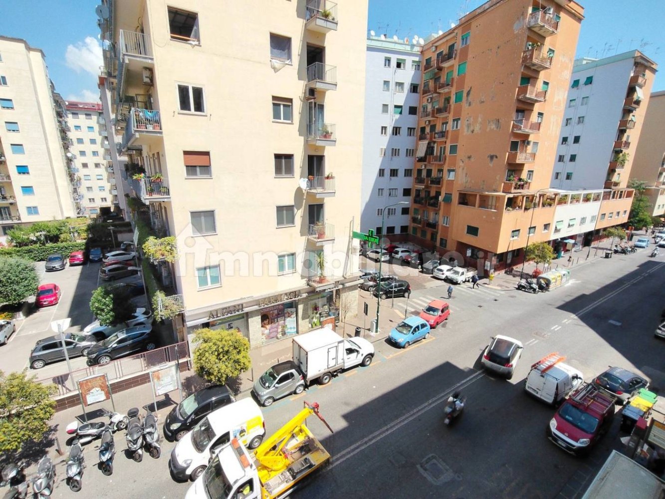Apartamento de 5 dormitorios en Naples, Italy No. 330292