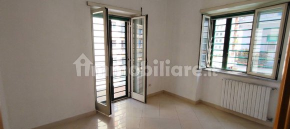 Apartamento de 5 dormitorios en Naples, Italy No. 330292 8