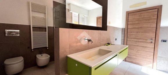 4 bedrooms Apartment in Gonzaga, Italy No. 362852 7