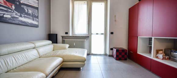 3 rooms Apartment in Settimo Torinese, Italy No. 208061 8