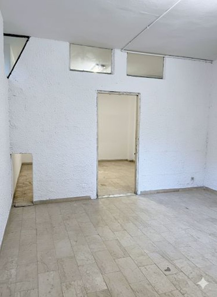 Propriété commerciale à Massa, Italy 35m² No. 362789