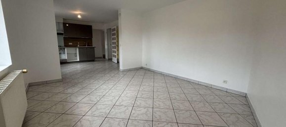 3 Schlafzimmer Wohnung in Saint-Fargeau-Ponthierry, France, Nr. 171382 2