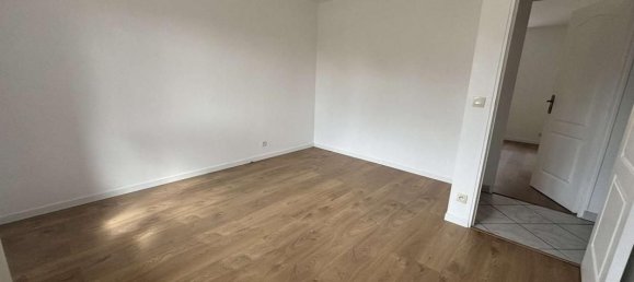 3 Schlafzimmer Wohnung in Saint-Fargeau-Ponthierry, France, Nr. 171382 18