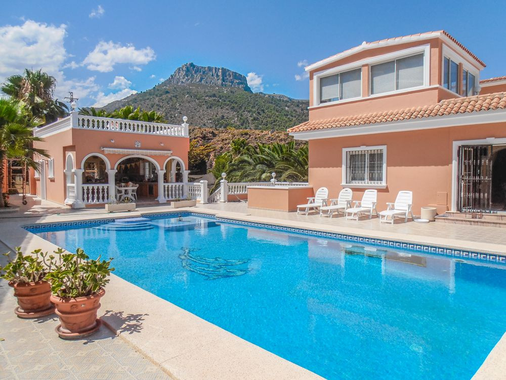 5 Schlafzimmer Villa in Calpe, Spain, Nr. 137276