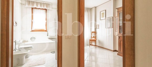Apartamento de 4 divisões em Cagliari, Italy N.º 278403 23
