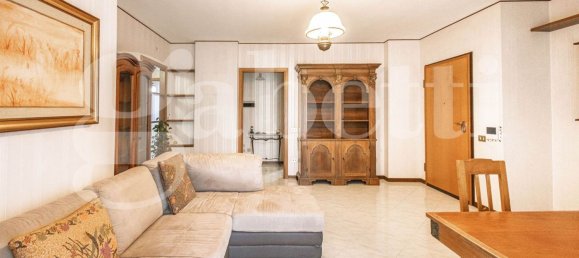 Apartamento de 4 divisões em Cagliari, Italy N.º 278403 3