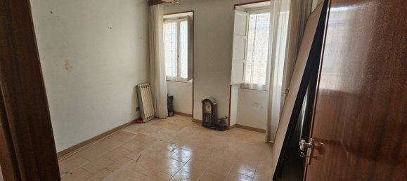 Квартира с 3 спальнями в Риети, Италия № 350490 6