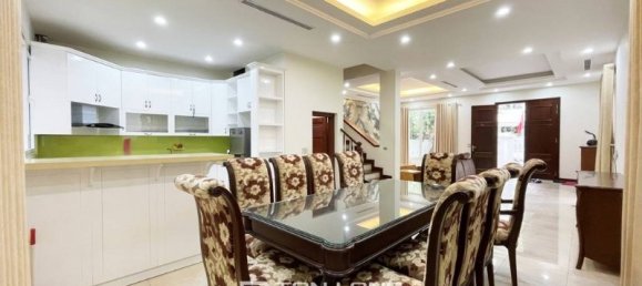 3 Schlafzimmer Villa in Long Bien, Vietnam, Nr. 693 6