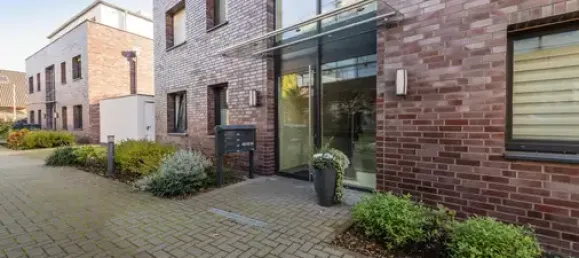 456m² Building in North Rhine-Westphalia, Germany No. 121733 7