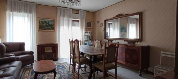 5-salle Villa à L'Aquila, Italy No. 35261 9