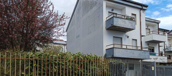 5-salle Villa à L'Aquila, Italy No. 35261 19