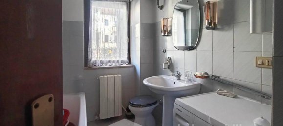 5-salle Villa à L'Aquila, Italy No. 35261 12