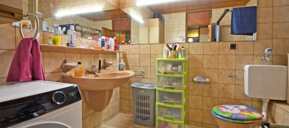 Apartamento de 3 dormitorios en Trier, Germany No. 28171 8