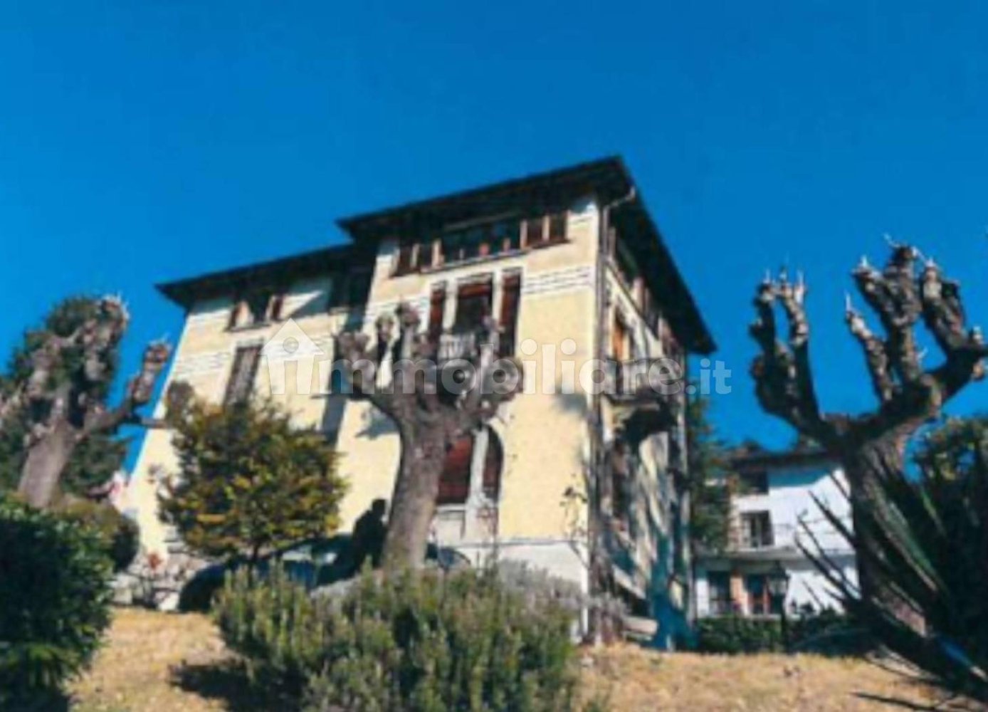Villa T6 em Varese, Italy N.º 292788