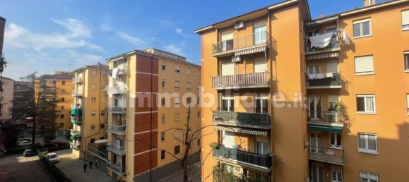 2 bedrooms Apartment in Bologna, Italy No. 20202 19