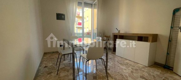 2 bedrooms Apartment in Bologna, Italy No. 20202 3