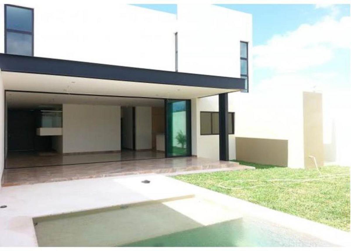 3 bedrooms House in Yucatan, Mexico No. 185040