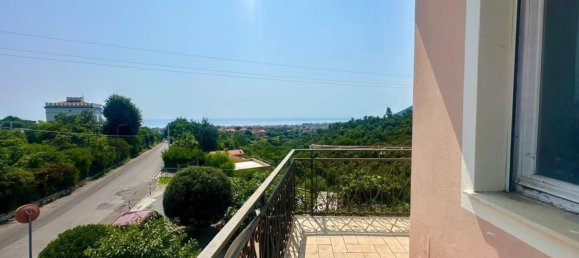 5 rooms Apartment in Loano, Italy No. 296054 12